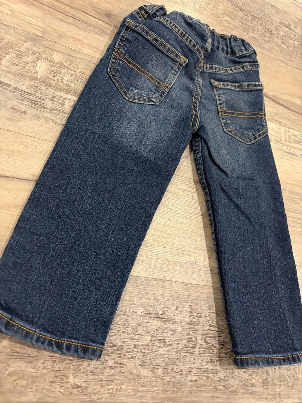 NWOT OshKosh B'gosh Toddler Faded Blue Wash Classic Fit size 2T adjustable waist